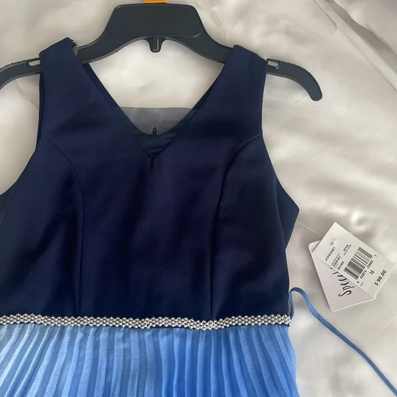 Girls special occasion dress size 14 - Picture 2 of 4